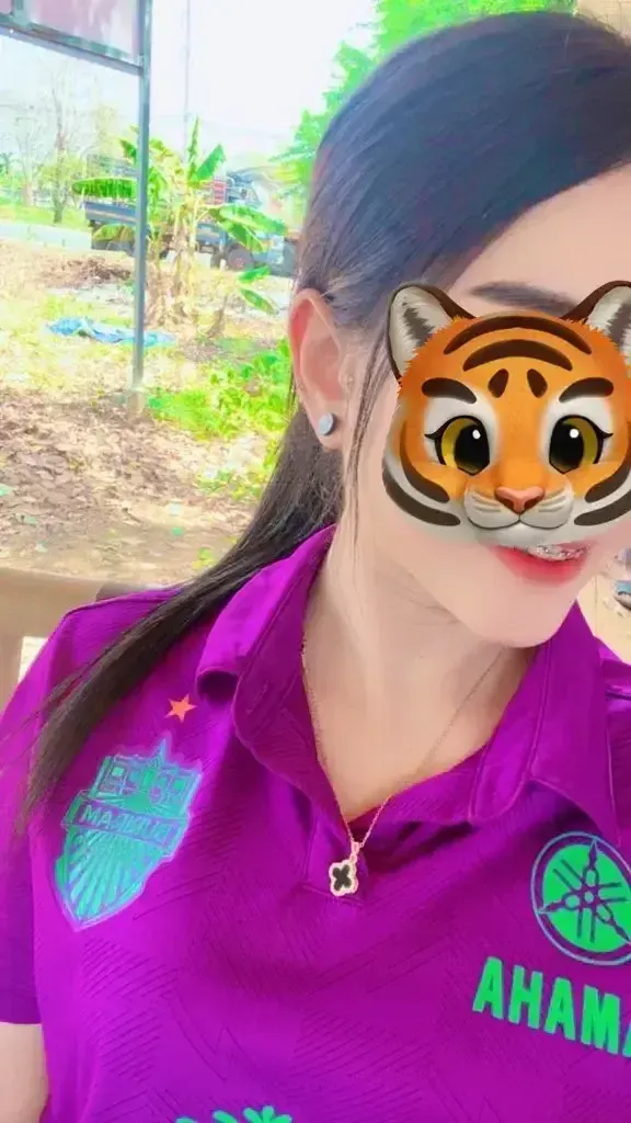 น้อง น้อง น้ำตาล — เมืองปราจีนบุรี